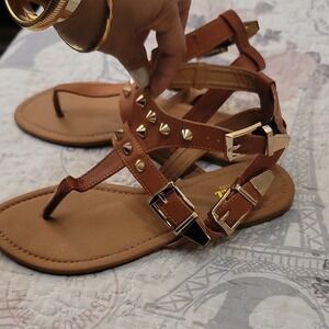 Dell Tan/Brown Gladiator Sandals with Gold Hardware